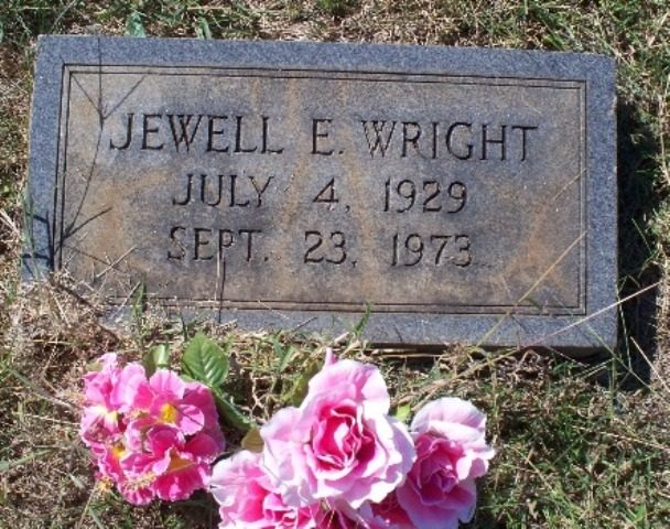 Jewell E